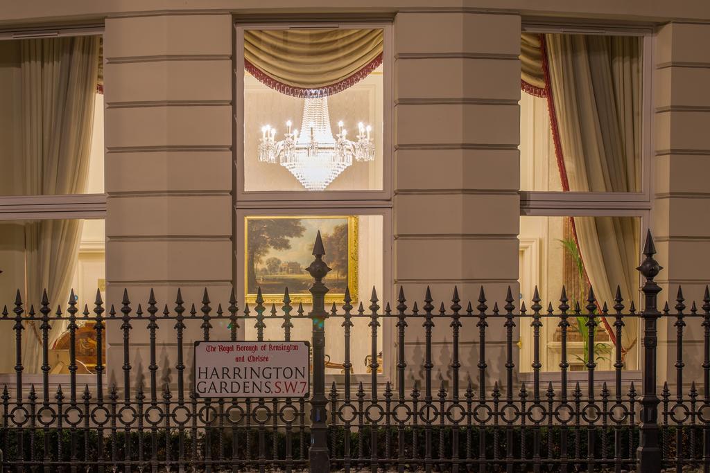 Bentley London Hotel Exterior photo