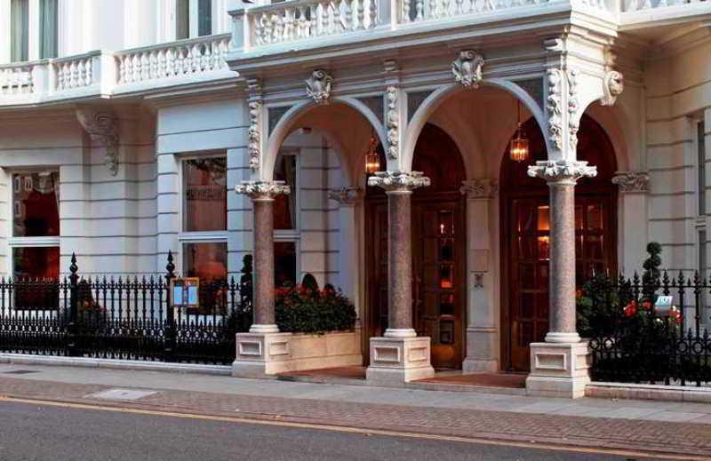 Bentley London Hotel Exterior photo